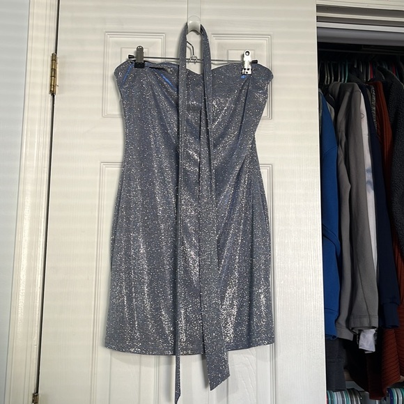 Sparkling Dress - Picture 2 of 4